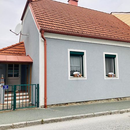 Das Ferienhaus-Zurueck Zum Ursprung Németújvár Kültér fotó