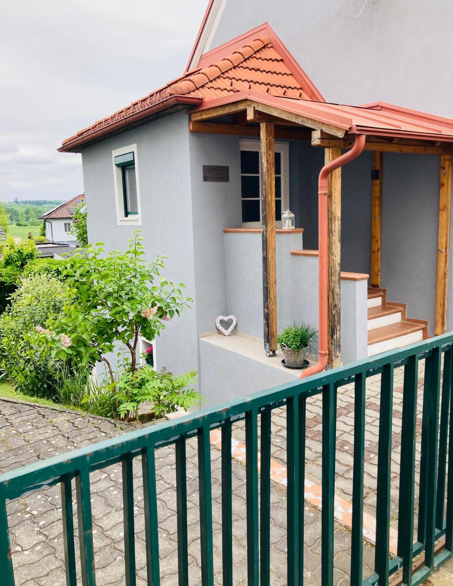 Das Ferienhaus-Zurueck Zum Ursprung Németújvár Kültér fotó
